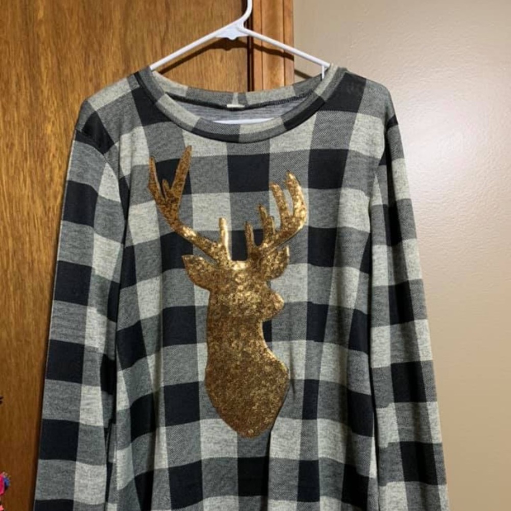 Long sleeve plaid deer shirt